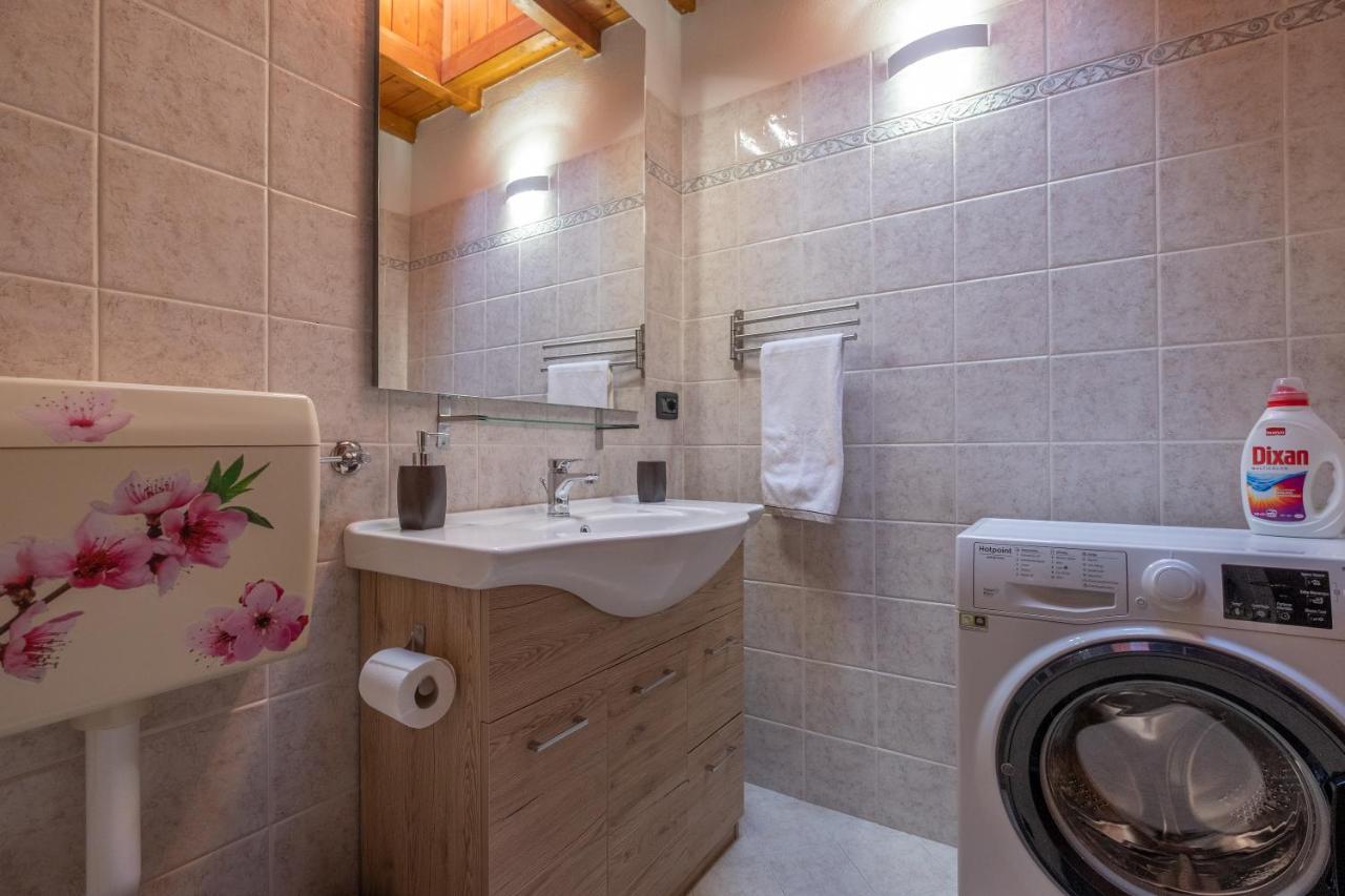 Happy Guest Apartments - Lake & Green Oasis Рива ди Солто Екстериор снимка